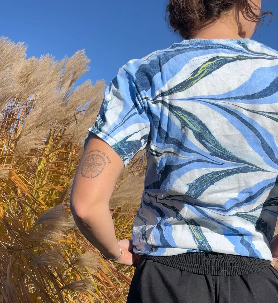 Marbled Tee: Whale Whale Whale (small)