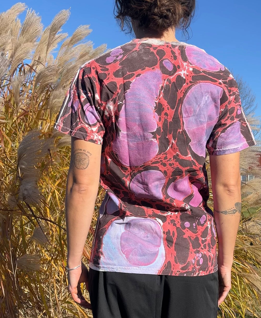 Marbled Tee: Bubblegum Pop (small)